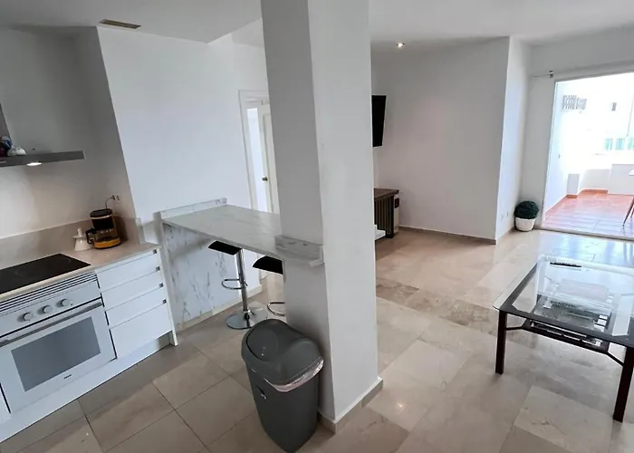 Modern, Location 2 Bedroom, Sea View 아파트