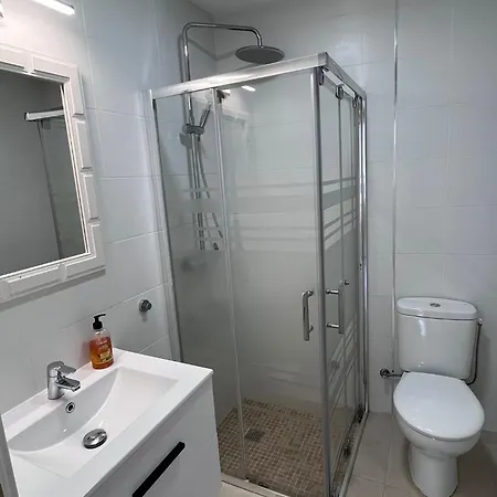 2 Bedroom 8th Floor Puerto Apartment