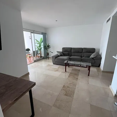 2 Bedroom 8th Floor Puerto Estepona