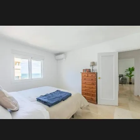 2 Bedroom 8th Floor Puerto * Estepona