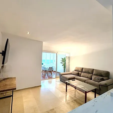 Modern, Location 2 Bedroom, Sea View