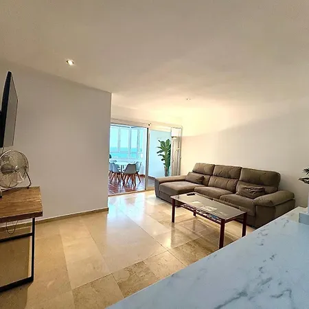 Modern, Location 2 Bedroom, Sea View Apartment Estepona