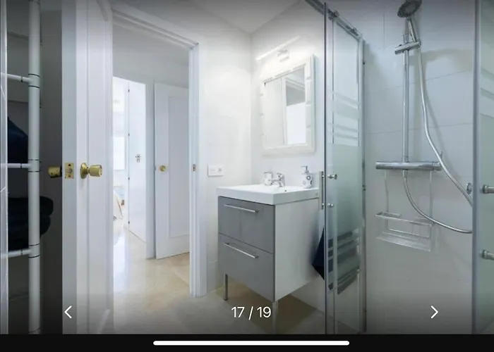 Modern, Location 2 Bedroom, Sea View Apartment Estepona