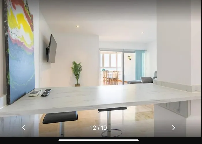 Modern, Location 2 Bedroom, Sea View Apartment Estepona