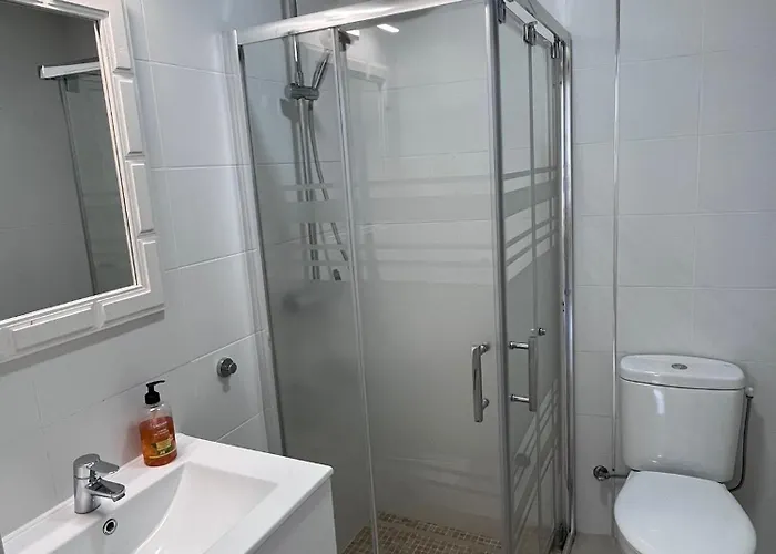 Modern, Location 2 Bedroom, Sea View