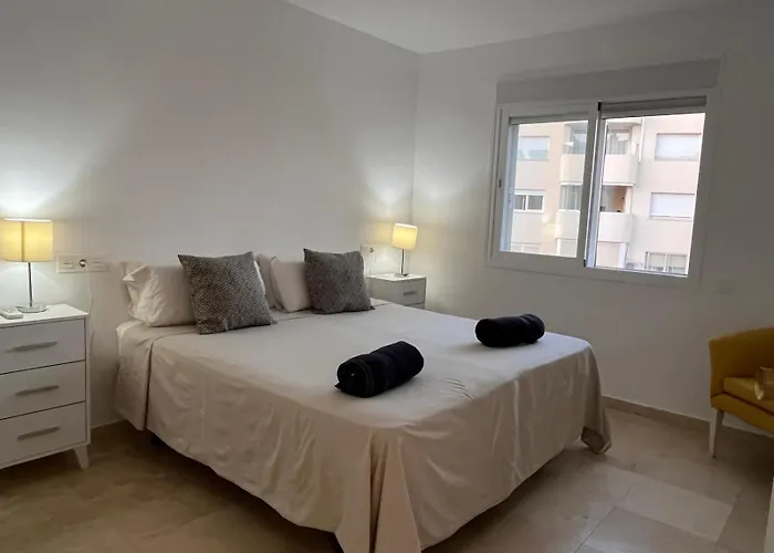 Modern, Location 2 Bedroom, Sea View Apartment *