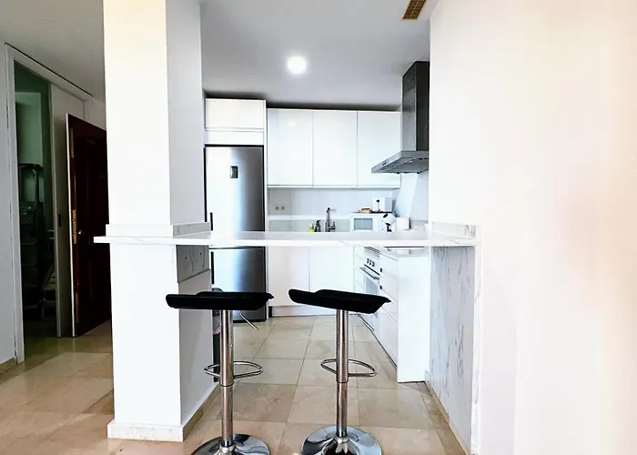 Modern, Location 2 Bedroom, Sea View Apartment Estepona