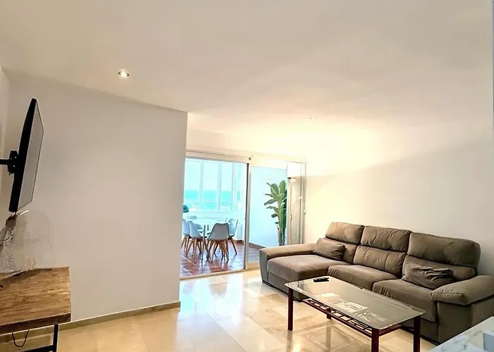 Modern, Location 2 Bedroom, Sea View
