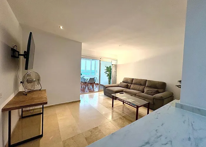 Modern, Location 2 Bedroom, Sea View Apartment Estepona