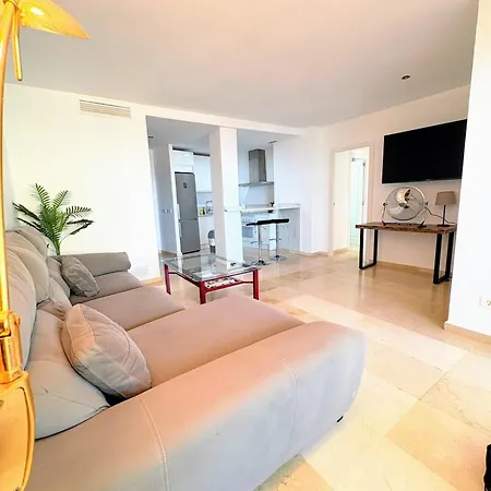 Modern, Location 2 Bedroom, Sea View Lejlighed Estepona